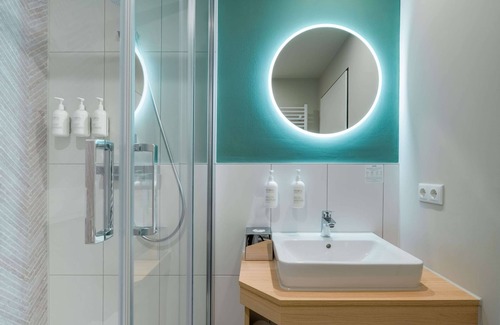 Sindelfingen Hotel | Spark by Hilton Stuttgart Sindelfingen