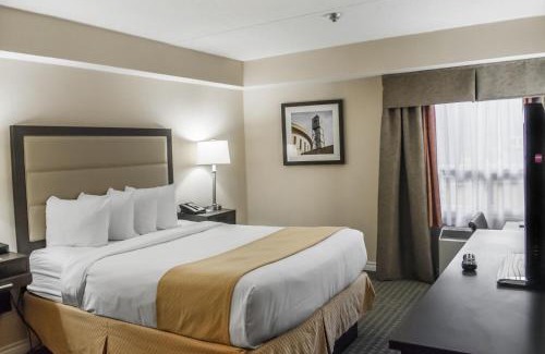 Gateway Hotel | Spark by Hilton Toronto Mississauga
