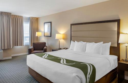 Gateway Hotel | Spark by Hilton Toronto Mississauga
