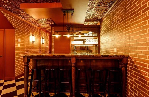 Mile End Apartment | Speakeasy Bar by Parc Lofts