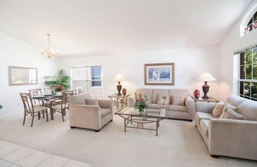 Seasons Villa | Special Offer Private Pool Home at Seasons Community