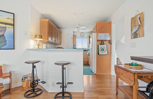 Marineland Acres House | Spectacular Ocean-View Home/1 minute walk to beach