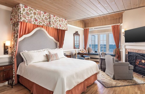 Monterey Hotel | Spindrift Inn