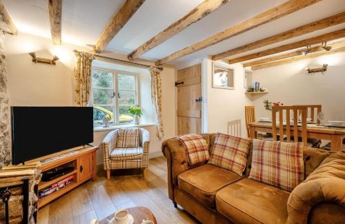 Newton Abbot House | Splash Cottage