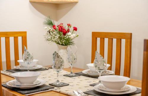 Newton Abbot House | Splash Cottage