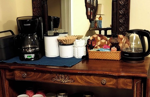 East Central Apartment | Spotless in Spokane