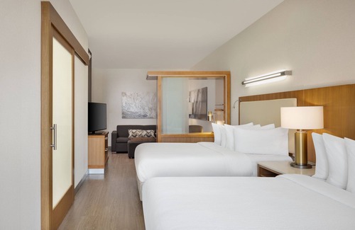 Orange Beach Hotel | SpringHill Suites by Marriott Orange Beach