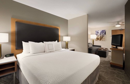 North Mountain Hotel | SpringHill Suites Phoenix North