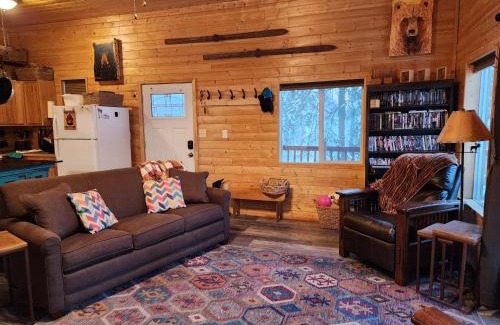 Fairbanks House | Springwater Retreat