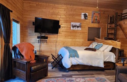 Fairbanks House | Springwater Retreat