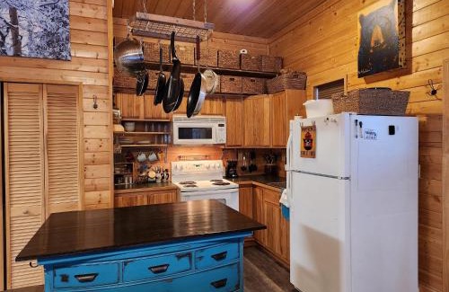 Fairbanks House | Springwater Retreat