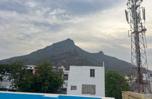 Tiruvannamalai Cabin | Srimeenakshiresidency