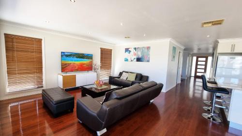 St. Albans House | St Albans house - Spacious and modern home