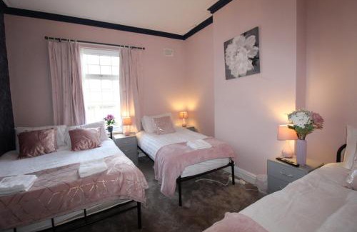 Rotherham House | St Ann's House Rotherham by Smart Corporate Stays
