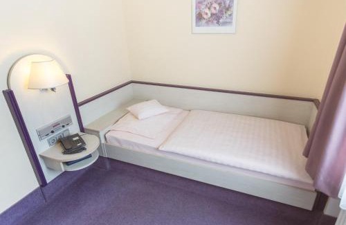Niederschelden Hotel | Stadt-gut-Hotel Siegboot