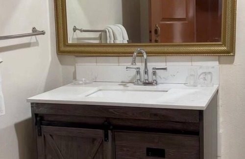 Freetown Hotel | Stafford Lodge