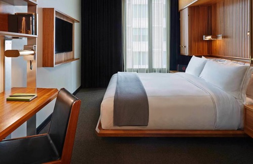 Central Park South Hotel | Standard King at Le Méridien - Rooftop Bar & Skyline Views near Central Park