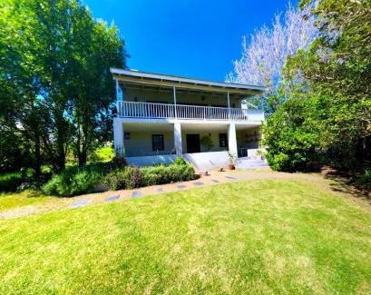 Stanford House | Stanford River House