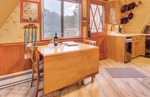 Pine Mountain Club Cabin | 'Star House' Unique Home w/360 Mountain Views!