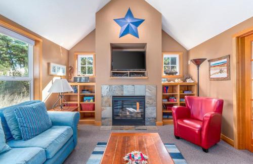 Shorepine Village House | Starfish