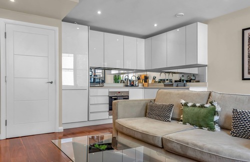 Holborn Apartment | Stay Comfortable in One Bed Apt near Chancery Lane by MySquare
