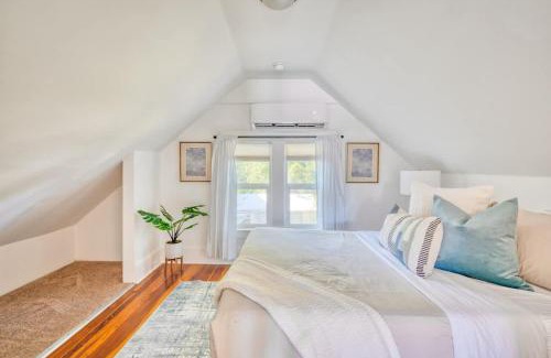 King House | Stay Portland - Cute & Charming Portland Home 91 WalkScore