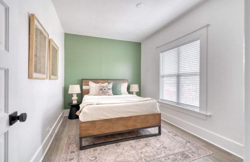 King House | Stay Portland - Soul District Mansion - Food Carts & Local Shops