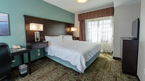 Webster Hotel | Staybridge Suites Houston-NASA Clear Lake by IHG