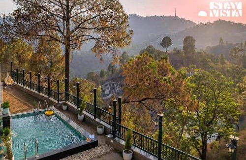 Kasauli Villa | StayVista at Cas Mir 4BHK Pool Villa with Valley View in Kasauli