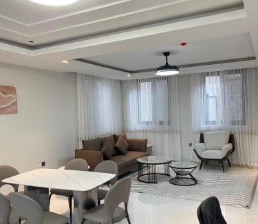 Remera Hotel | Step Apart Hotel
