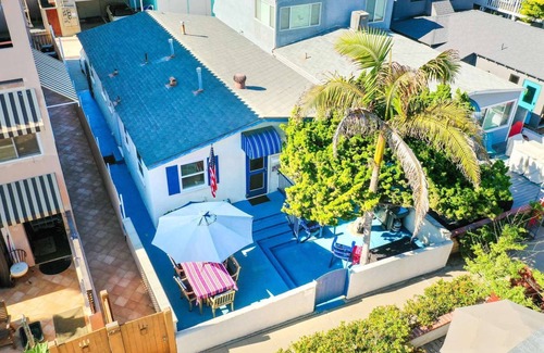 Mission Beach House | Steps from the Sand Mission Beach House