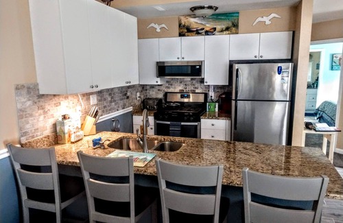 North Wildwood Condo | Steps to the Beach!