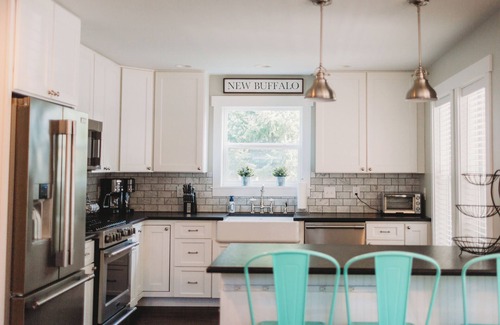 New Buffalo House | Steps to the beach, pool and town! NEW Private hot tub!