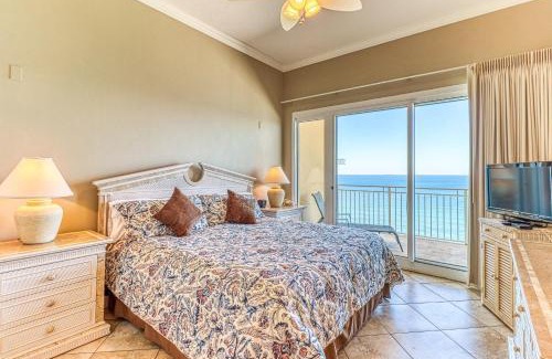 Thomas Drive Apartment | Sterling Beach 1503