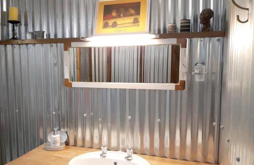 Storms River Apartment | Storms River Tin House