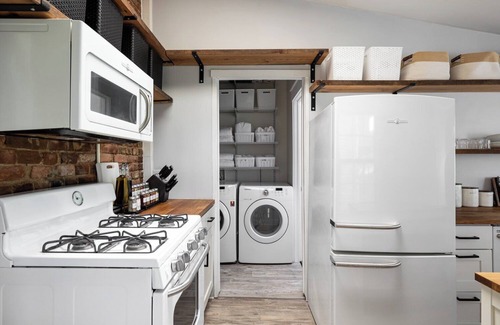 Butchertown House | Story of Butchertown. Cozy, stylish and a great location.