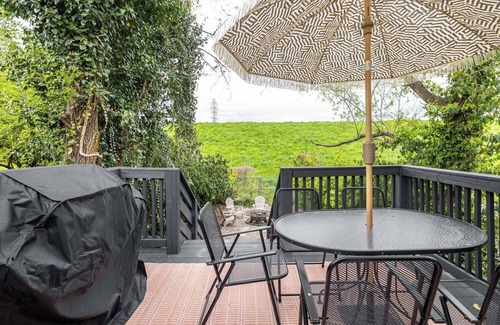 Butchertown House | Story of Butchertown. Cozy, stylish and a great location.