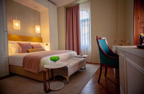 Sao Martinho do Porto Hotel | Storytellers Palace