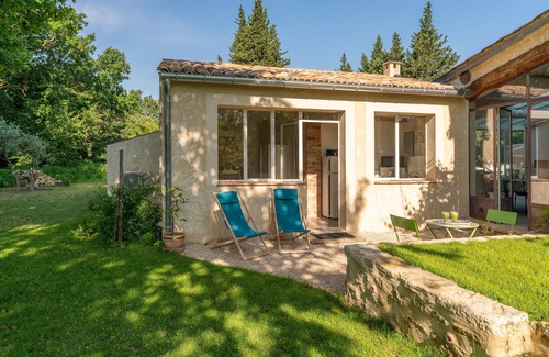 Sarrians Apartment | Studio Apartment "À La Campagne" with Private Pool & Wi-Fi