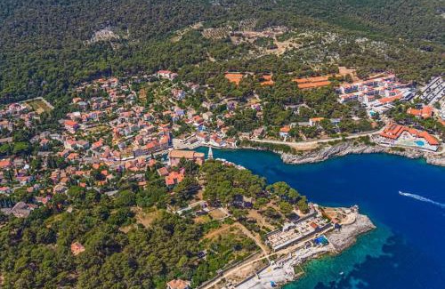 Gornje selo Apartment | Studio Apartment in Susak with Air Conditioning, Wi-Fi (3865-2)