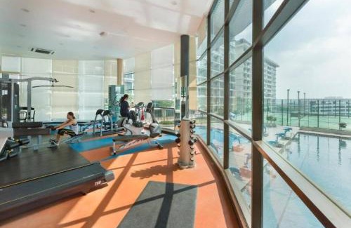 Taman Mount Austin Apartment | Studio Balcony Lake View Palazio Austin IKEA AEON by GDRAGON HomeStay