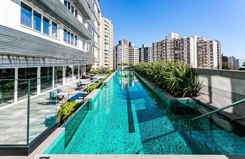 Centro Apartment | Studio moderno em condomínio com infraestrutura de clube CA13I