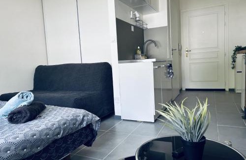 Koenigshoffen Est Apartment | STUDIO tres pratique