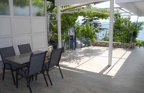 Dramalj Apartment | Studio with terrace and air conditioning