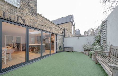 St. Mary's Park House | Stunning 4 bedroom family home in Battersea