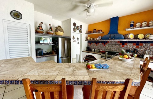 Telchac Puerto Villa | Stunning beachfront villa with wifi and infinity pool