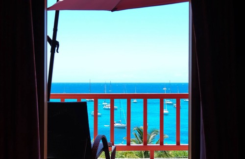 Richmond Villa | Stunning Beachfront Sunset Flamingo 4 Bedroom Villa sleeps 8 With Private Pool