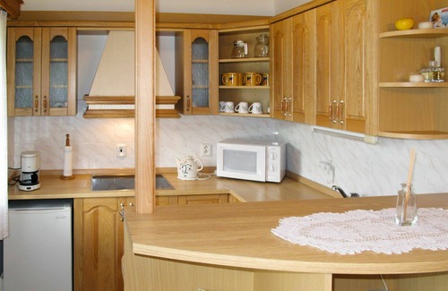 Zabrodi House | Stunning private villa for 4 guests with WIFI, TV, terrace and panoramic view
