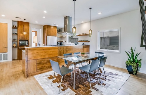 Travis Heights House | Stunning dog-friendly house w/private gas grill & deck -steps to South Congress