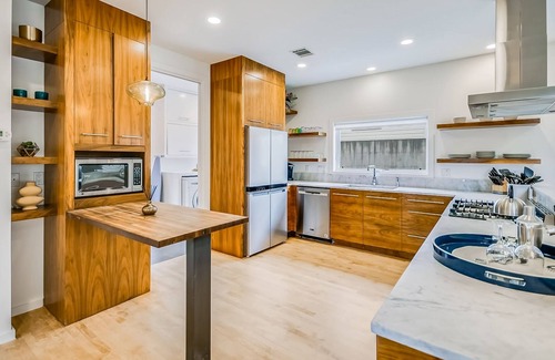 Travis Heights House | Stunning dog-friendly house w/private gas grill & deck -steps to South Congress